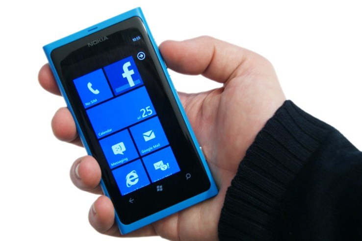 Nokia Lumia 800 (37).JPG